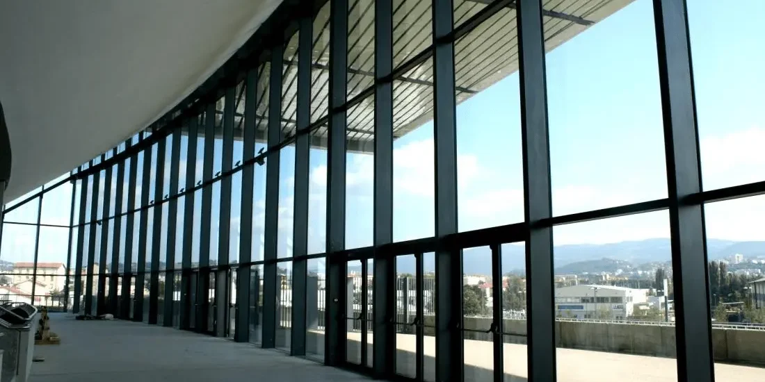 Enveloppes de façade Murs rideaux-min